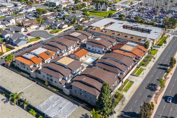 $515,000 | 1239 Rosecrans Avenue, Unit 11, Gardena, CA 90247