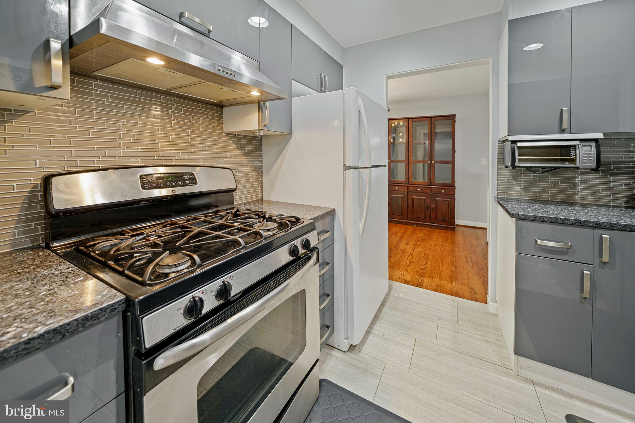 12001 Galena Road Rockville, MD 20852 - Photo 17 of 60 Kitchen