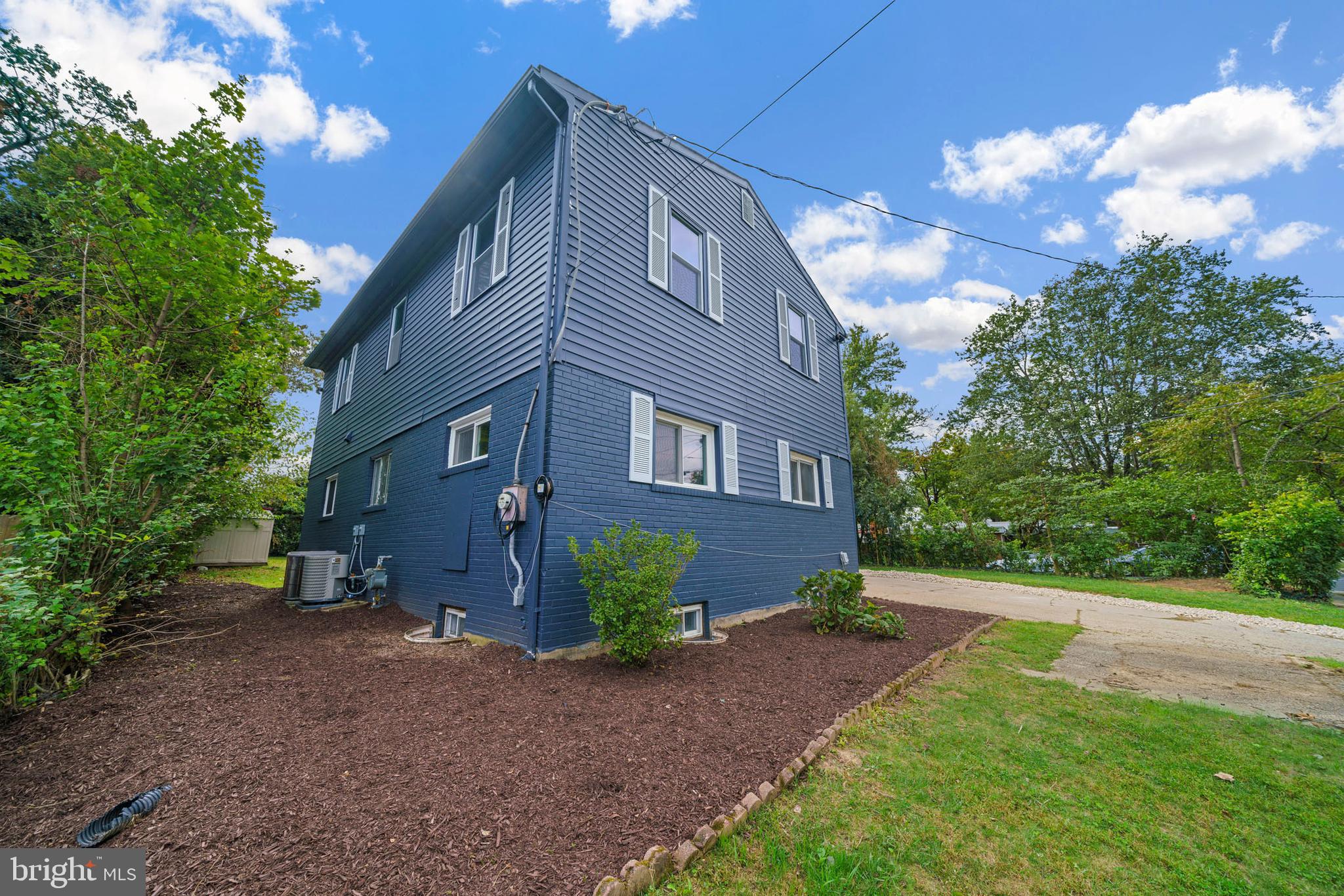 12001 Galena Road Rockville, MD 20852 - Photo 5 of 60 Gallery Image 5
