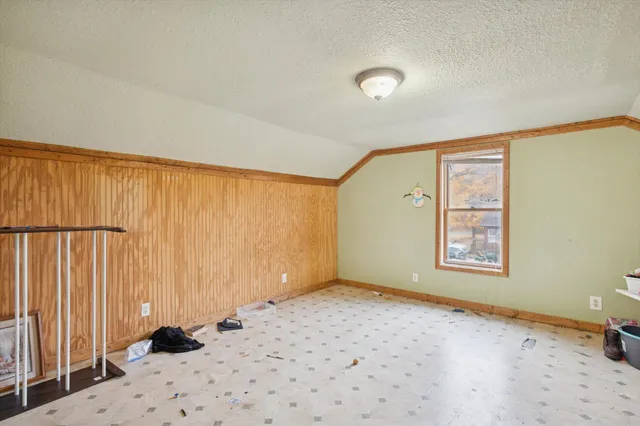 $124,900 | 26412 H Drive North, Albion, MI 49224