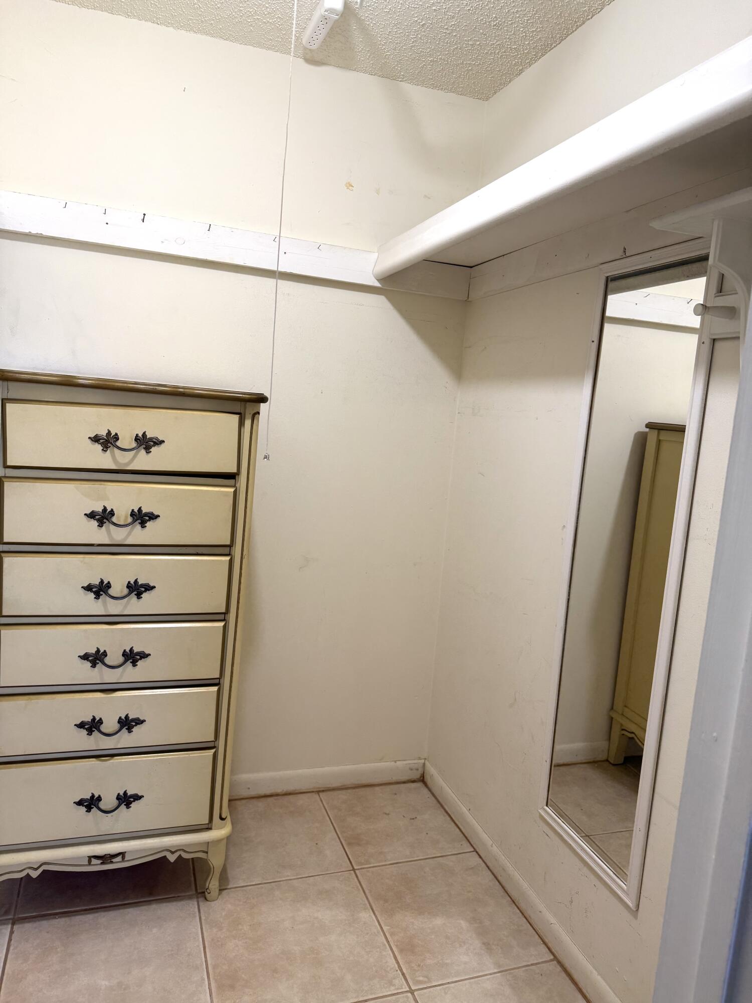 9272 Southwest 3rd Street, Unit 407 Boca Raton, FL 33428 - Photo 43 of 51 Walk-In Closet 2