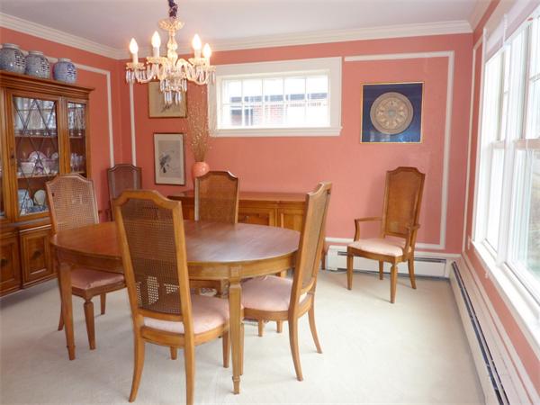 135 Watson Road Belmont, MA 02478 - Photo 4 of 16