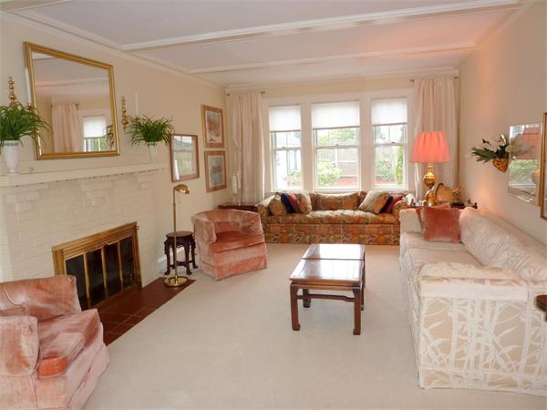 135 Watson Road Belmont, MA 02478 - Photo 9 of 16