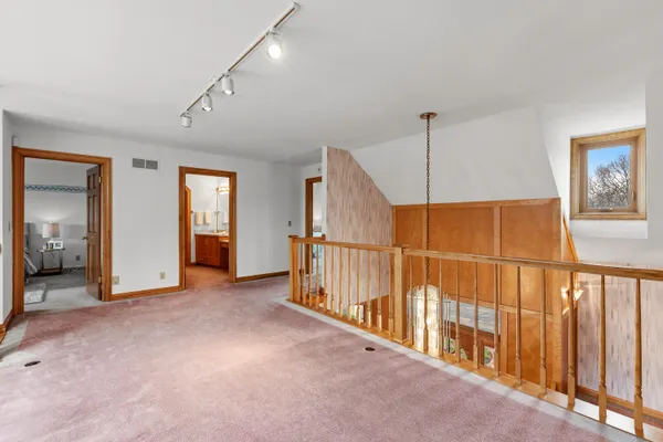 $900,000 | 702 West Haddonstone Place, Mequon, WI 53092
