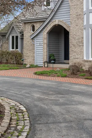 $900,000 | 702 West Haddonstone Place, Mequon, WI 53092