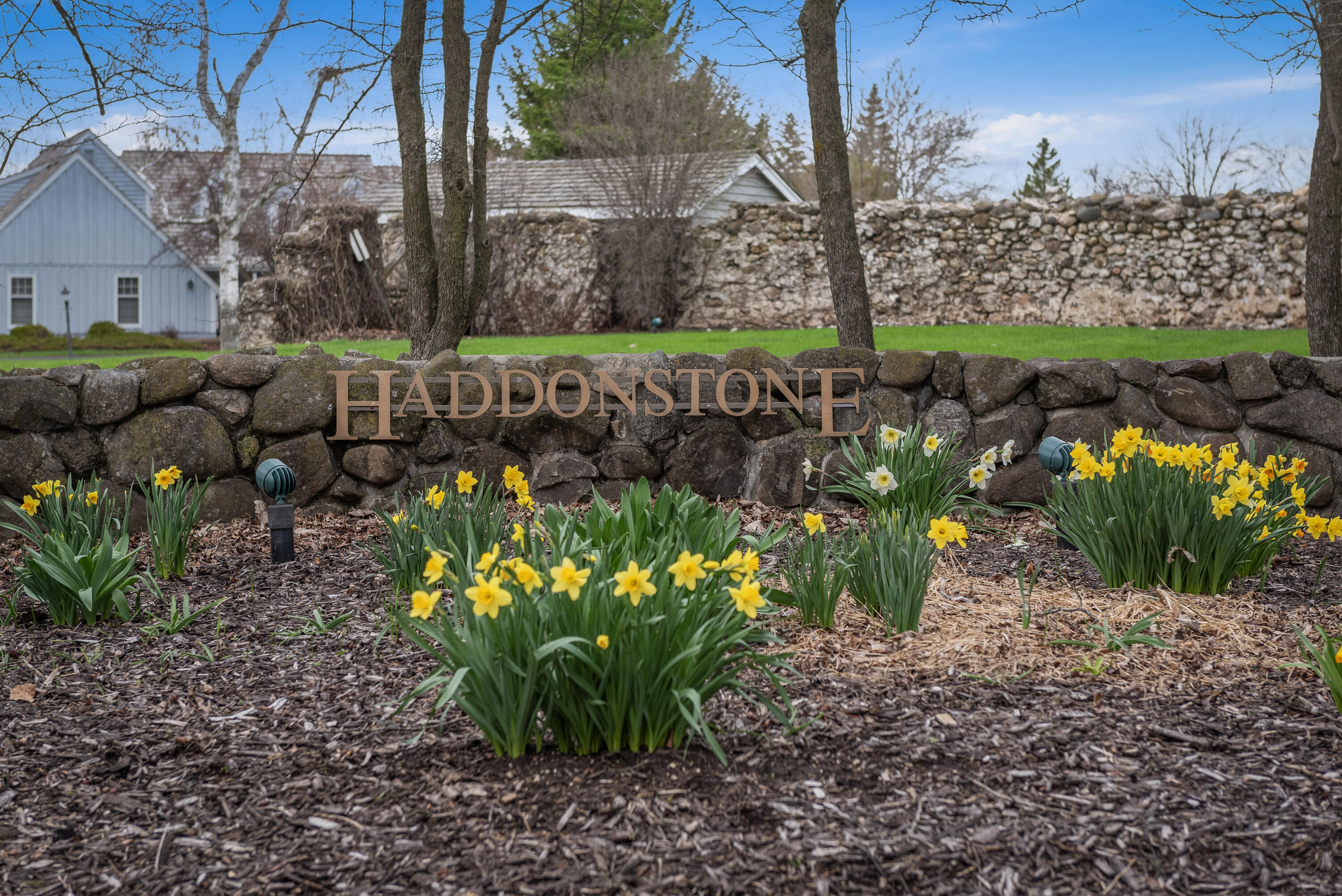 702 West Haddonstone Place Mequon, WI 53092 - Photo 3 of 49 Welcoming Subdivision Entrance