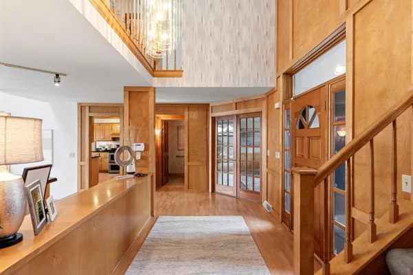 $900,000 | 702 West Haddonstone Place, Mequon, WI 53092