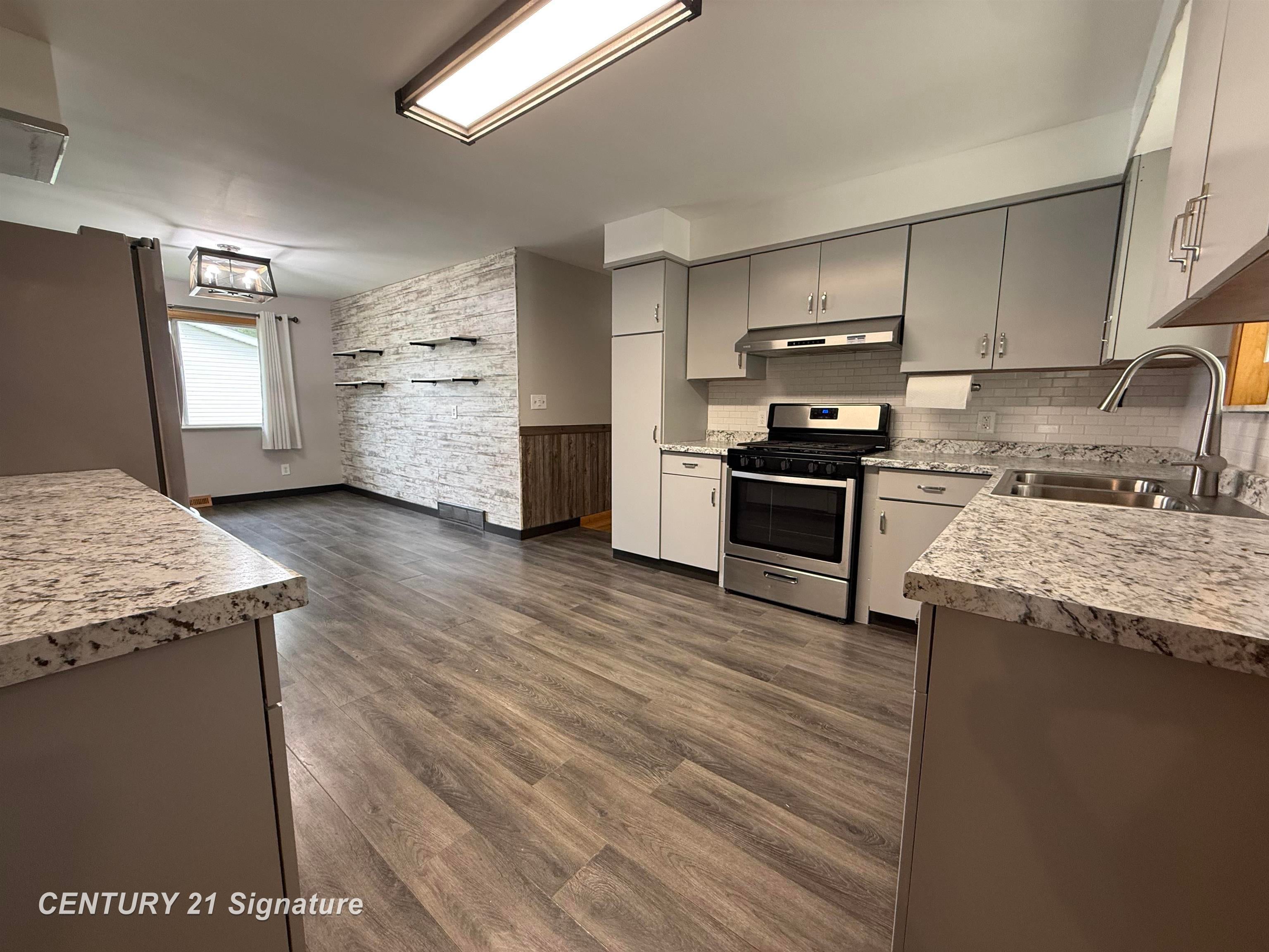 3788 King Road Bridgeport, MI 48722 - Photo 9 of 20 Gallery Image 9
