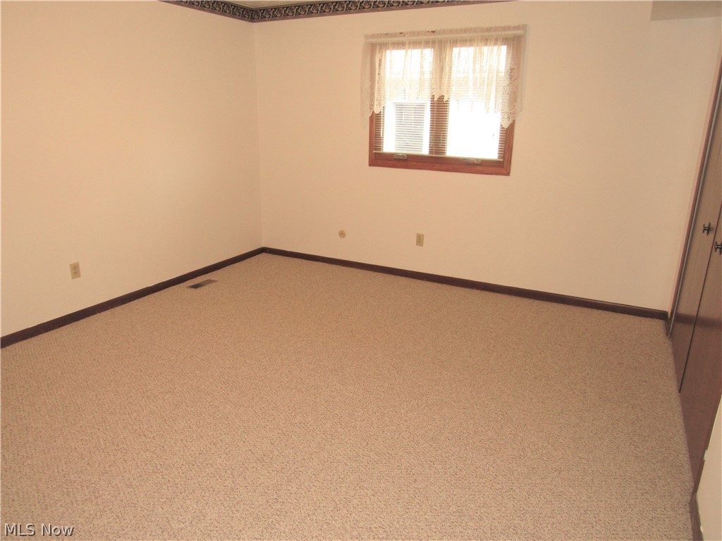6525 Elmdale Road Cleveland, OH 44130 - Photo 11 of 21