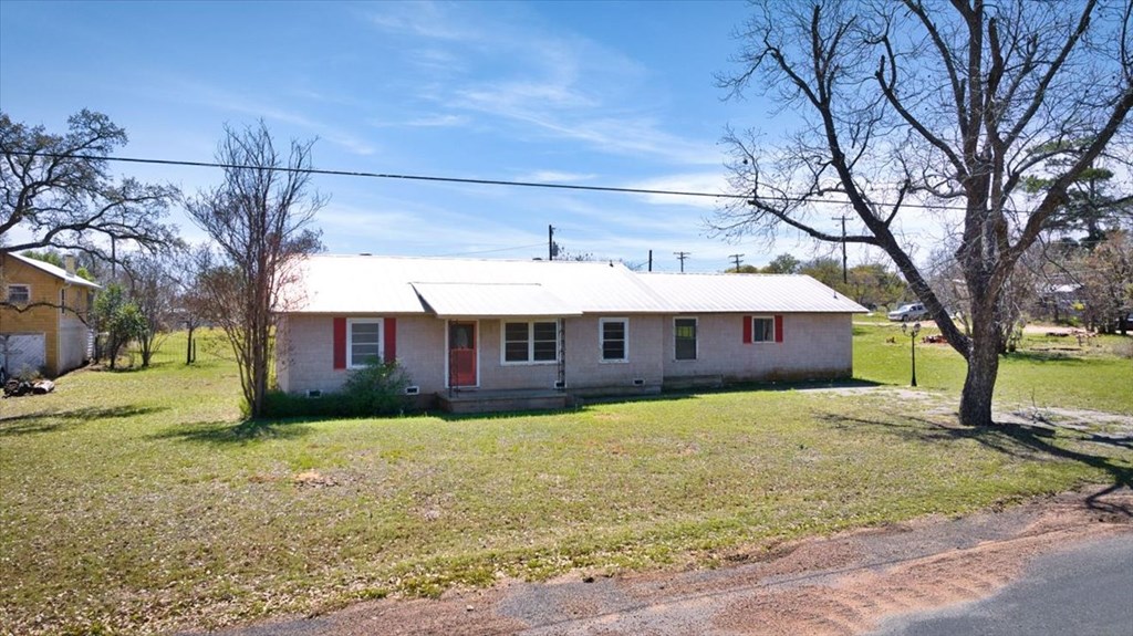 405 East Rainey Street Mason, TX 76856 - Photo 4 of 18