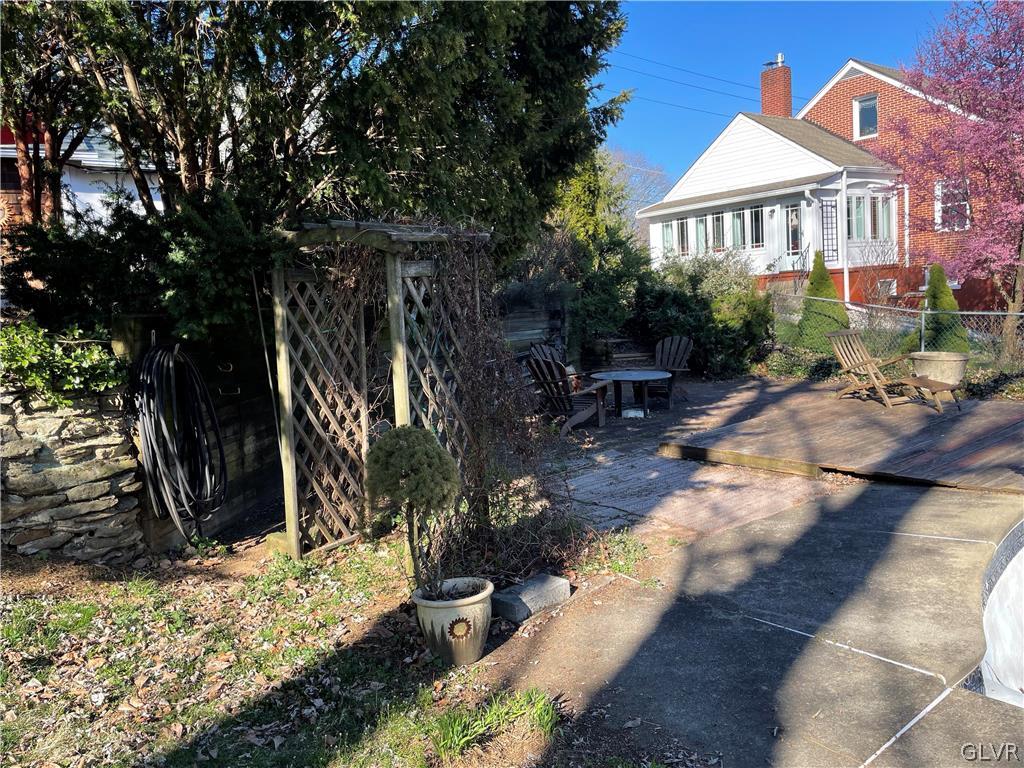 2030 Park Road Easton, PA 18045 - Photo 33 of 40 a view of a house with yard and sitting area