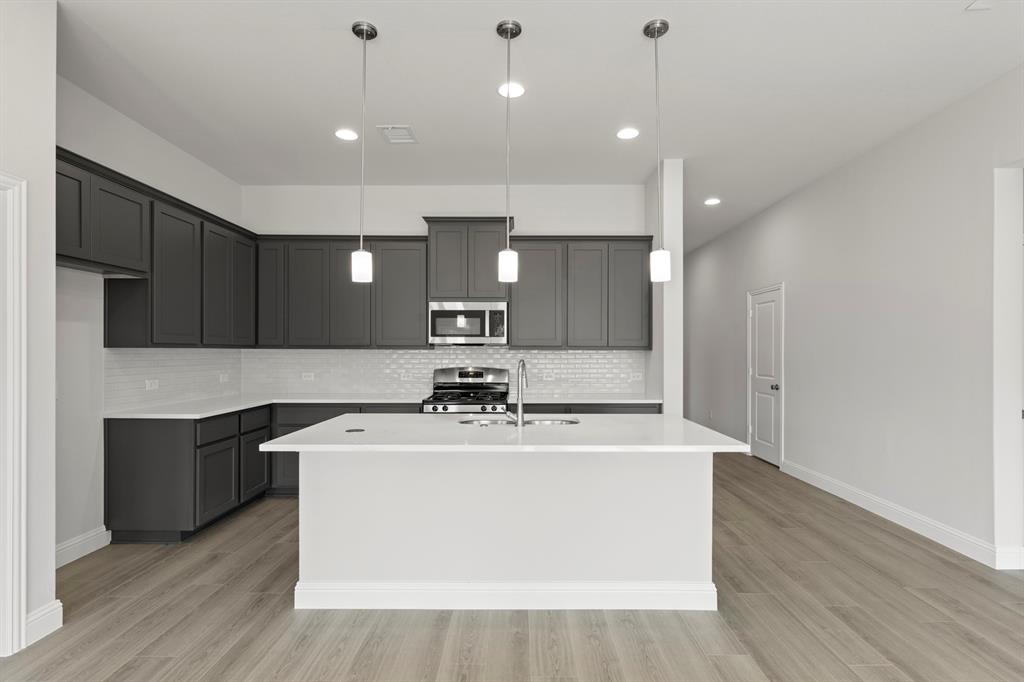 2436 Wheatfield Nook Road Royse City, TX 75189 - Photo 2 of 39 09. 2436 WheatfieldNook - Kitchen