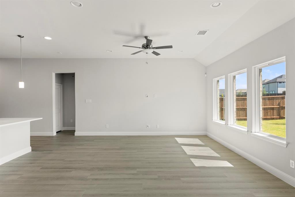 2436 Wheatfield Nook Road Royse City, TX 75189 - Photo 7 of 39 16. 2436 Wheatlfield Nook - Family (2)