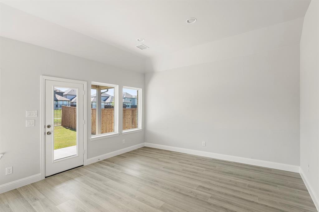 2436 Wheatfield Nook Road Royse City, TX 75189 - Photo 10 of 39 13. 2436 Wheatfield Nook - Dining