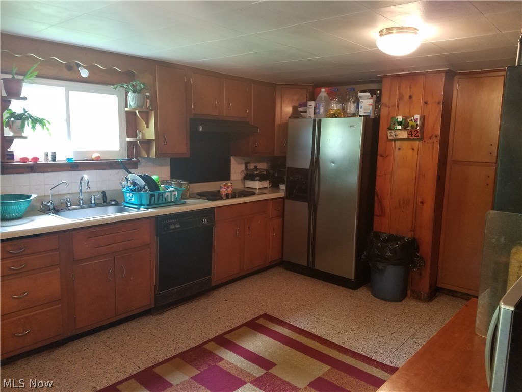 9514 Overton Road Burbank, OH 44214 - Photo 11 of 17 Gallery Image 11