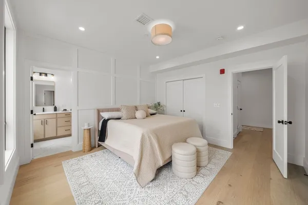 $1,750,000 | 136 West 8th Street, Unit 3, Boston, MA 02127