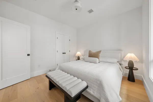 $1,750,000 | 136 West 8th Street, Unit 3, Boston, MA 02127