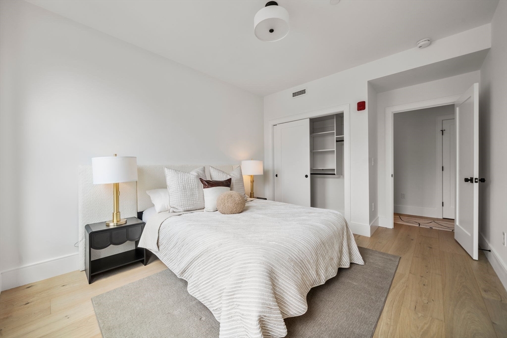 136 West 8th Street, Unit 3 Boston, MA 02127 - Photo 17 of 30