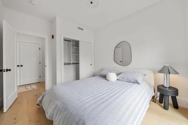 $1,750,000 | 136 West 8th Street, Unit 3, Boston, MA 02127