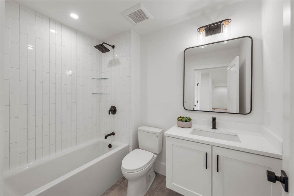 136 West 8th Street, Unit 3 Boston, MA 02127 - Photo 22 of 30