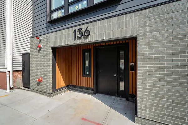 $1,750,000 | 136 West 8th Street, Unit 3, Boston, MA 02127