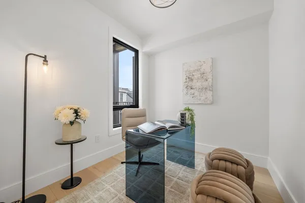 $1,750,000 | 136 West 8th Street, Unit 3, Boston, MA 02127