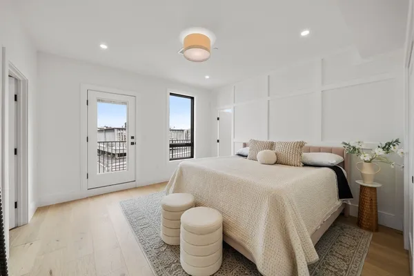 $1,750,000 | 136 West 8th Street, Unit 3, Boston, MA 02127