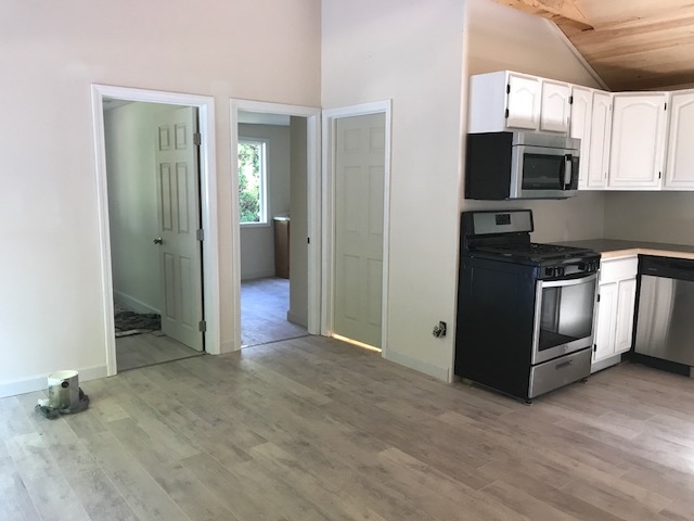 23 Elaine Road Middleton, NH 03887 - Photo 4 of 13
