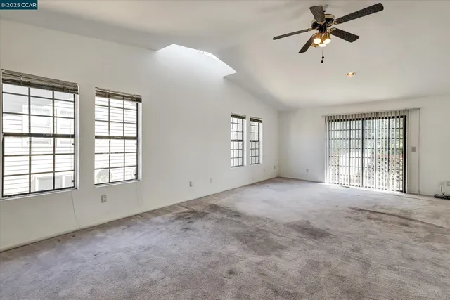 $895,000 | 1069 16th Street, Oakland, CA 94607