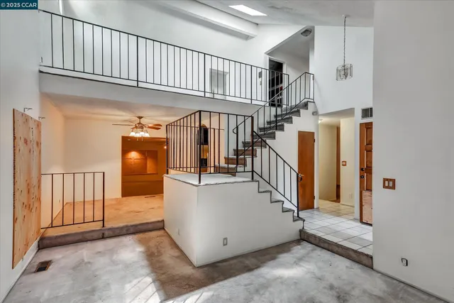 $895,000 | 1069 16th Street, Oakland, CA 94607