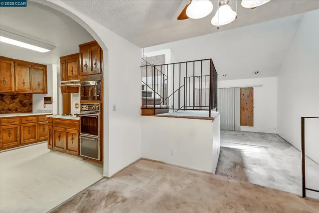 $895,000 | 1069 16th Street, Oakland, CA 94607