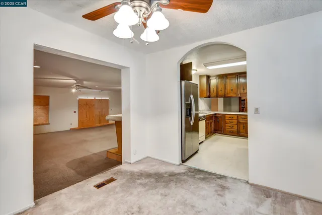 $895,000 | 1069 16th Street, Oakland, CA 94607