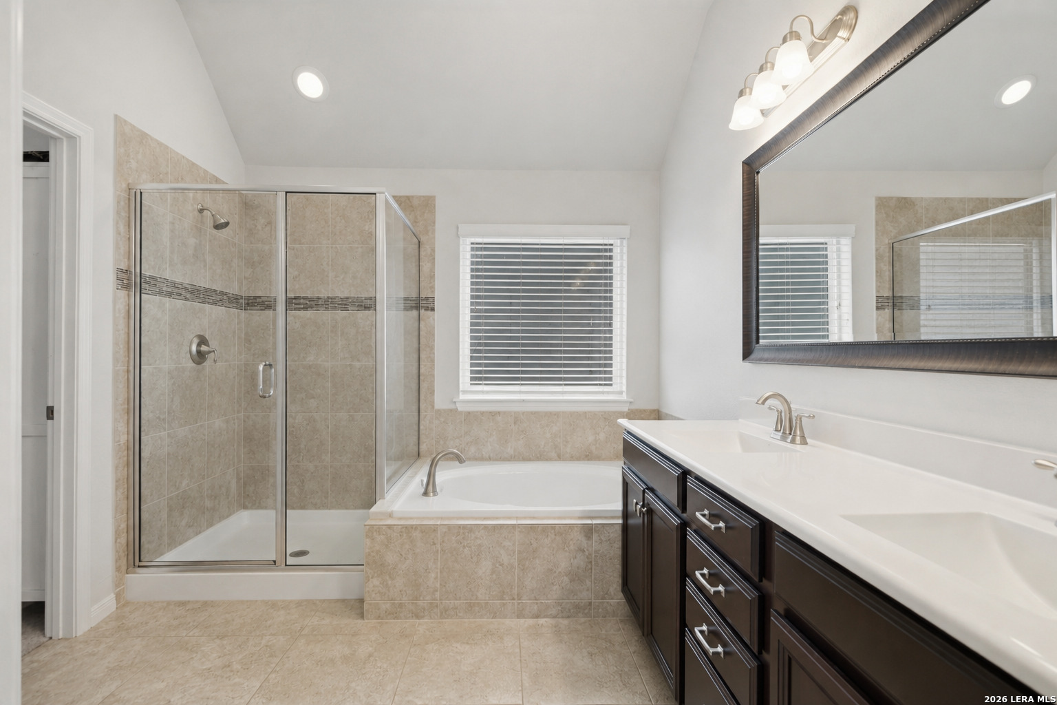 8745 Stackstone Schertz, TX 78154 - Photo 20 of 48