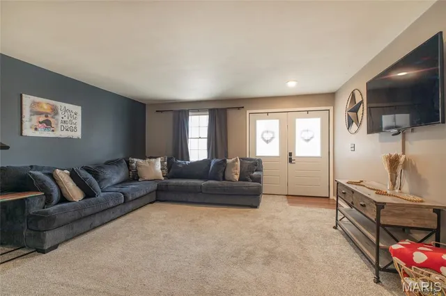 $270,000 | 5000 Cavalier Court, Godfrey, IL 62035