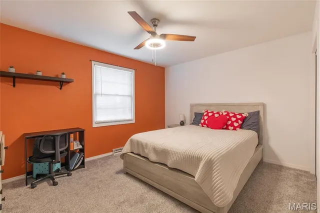 $270,000 | 5000 Cavalier Court, Godfrey, IL 62035