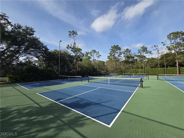 a view of a tennis court