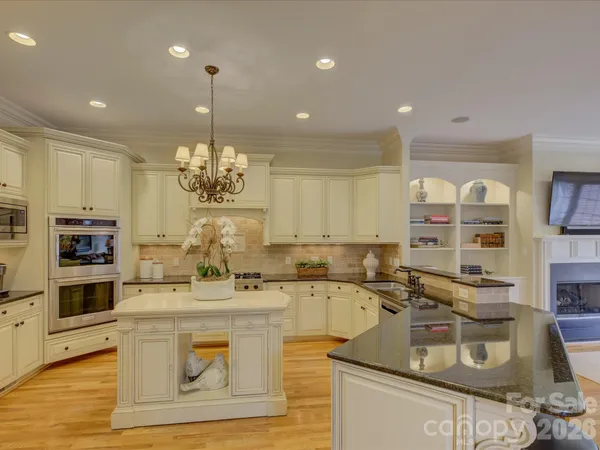 $1,295,000 | 5060 Carmel Road, Charlotte, NC 28226