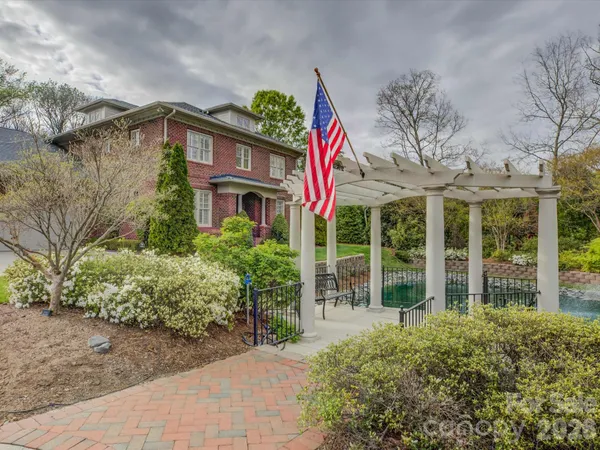 $1,295,000 | 5060 Carmel Road, Charlotte, NC 28226