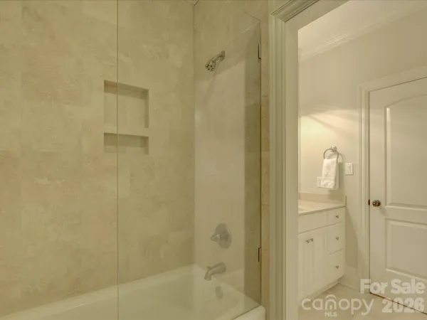 $1,295,000 | 5060 Carmel Road, Charlotte, NC 28226
