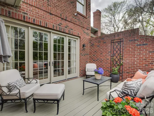 $1,295,000 | 5060 Carmel Road, Charlotte, NC 28226