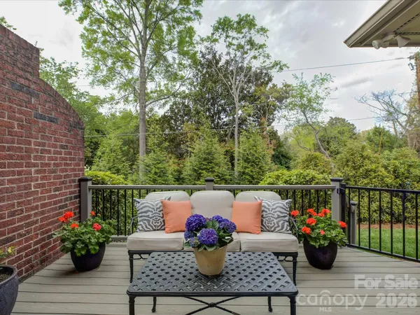$1,295,000 | 5060 Carmel Road, Charlotte, NC 28226