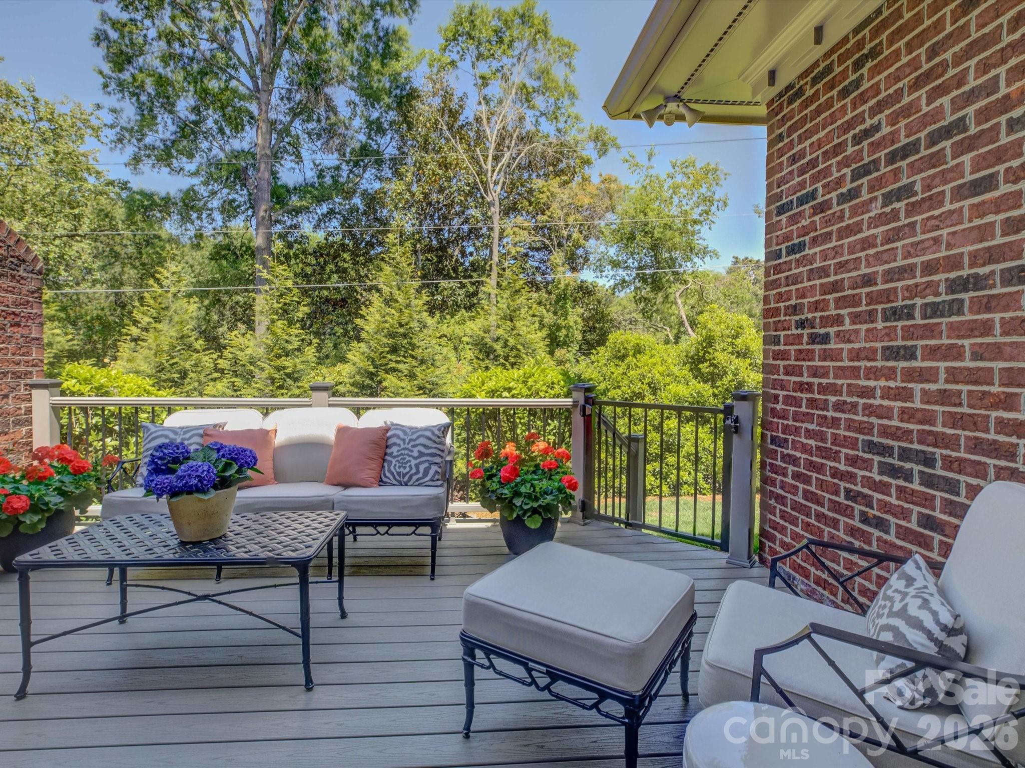 5060 Carmel Road Charlotte, NC 28226 - Photo 42 of 46 a outdoor view with a sitting space