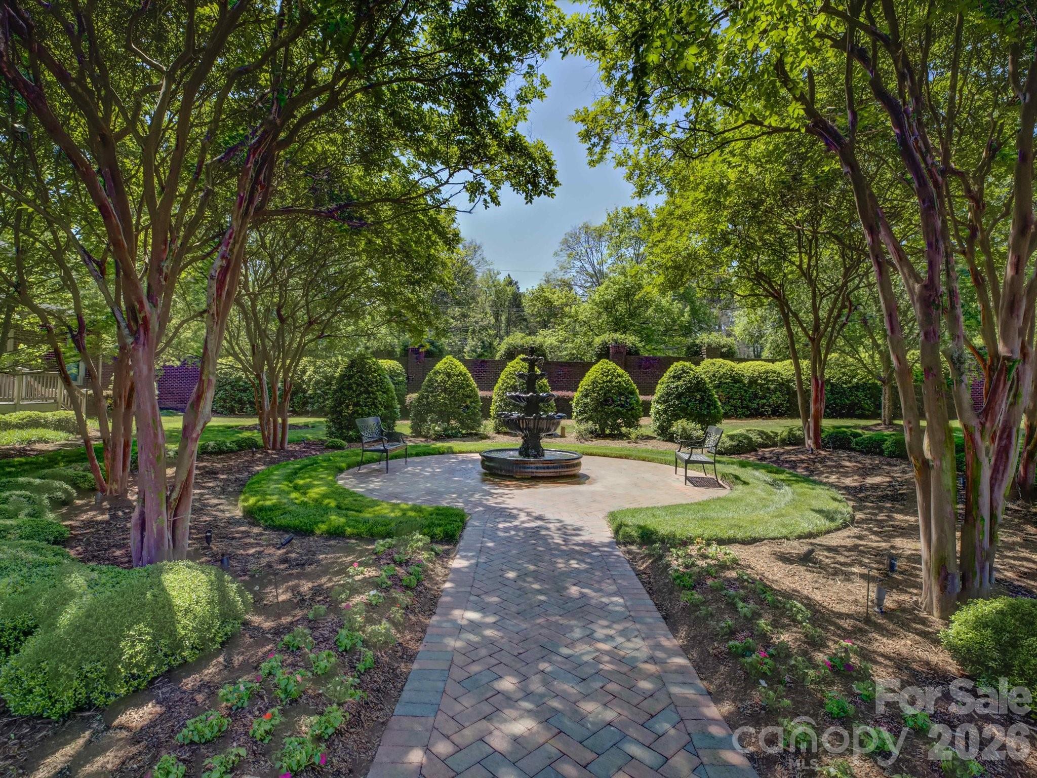 5060 Carmel Road Charlotte, NC 28226 - Photo 45 of 46 a view of a park with large trees