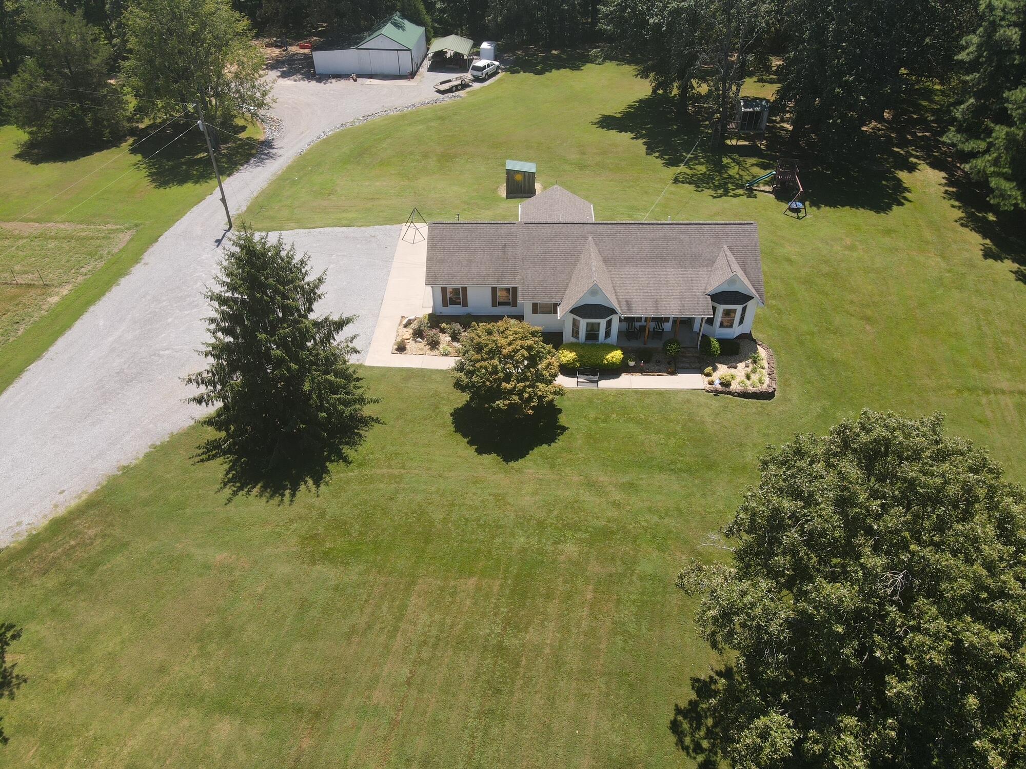 195 Reece Road Mayfield, KY 42066 - Photo 13 of 36 dji_fly_20260818_123342_413_178707443695