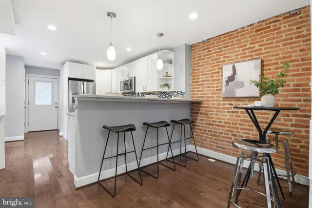 $475,000 | 421 Folsom Street, Baltimore, MD 21230