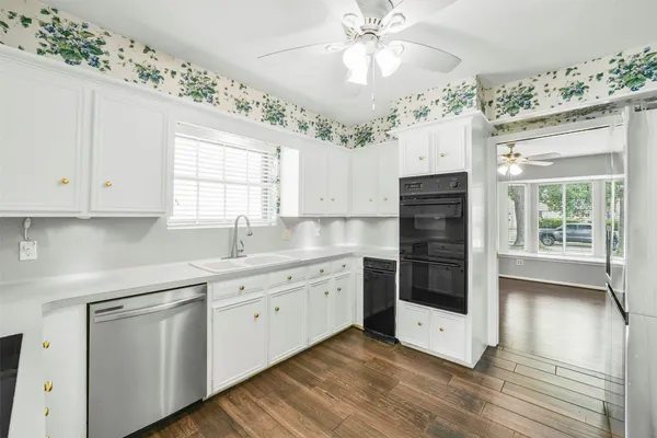 $339,000 | 1423 Ash Meadow Drive, Houston, TX 77090