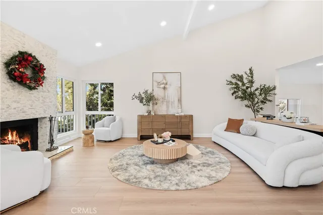 $1,980,000 | 16 Rustling Wind, Unit 8, Irvine, CA 92612