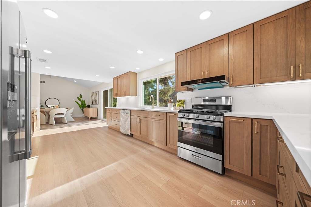 16 Rustling Wind, Unit 8 Irvine, CA 92612 - Photo 16 of 47