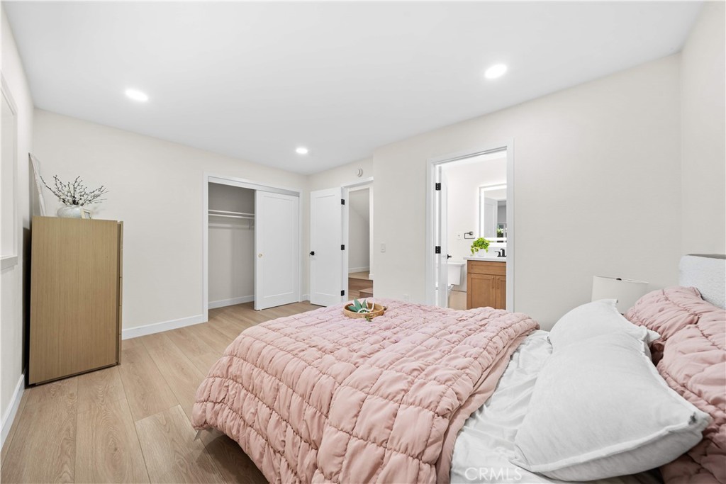 16 Rustling Wind, Unit 8 Irvine, CA 92612 - Photo 6 of 47