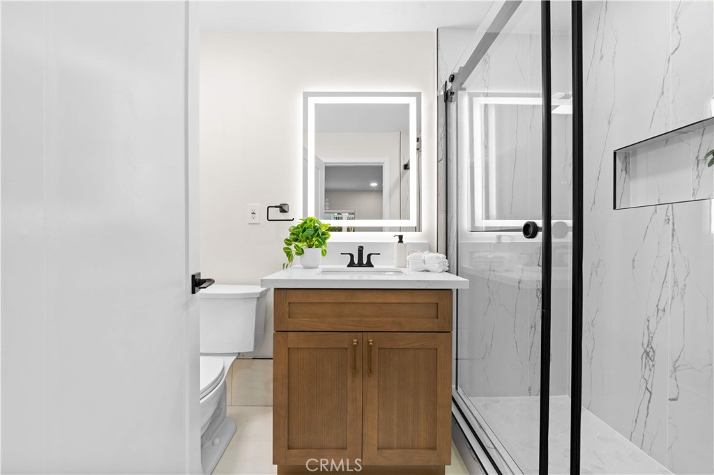 16 Rustling Wind, Unit 8 Irvine, CA 92612 - Photo 7 of 47